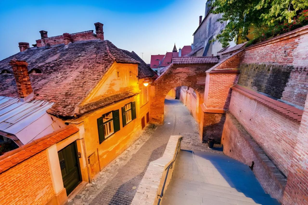 Folkloric Loft - Ulita Romaneasca Сибиу Экстерьер фото